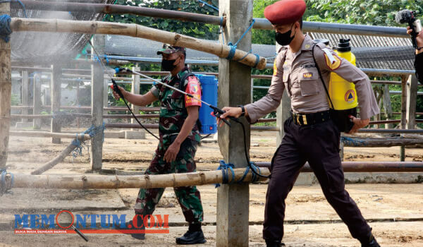 PMK Merebak, Polisi Perketat Penyekatan dan Penutupan Pasar Hewan Dimoro Kota Blitar