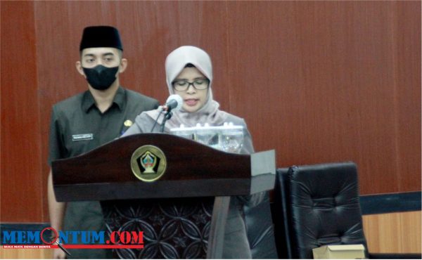 Bupati Blitar Sampaikan Penjelasan Terhadap Nota Keuangan Ranperda Perubahan APBD 2022