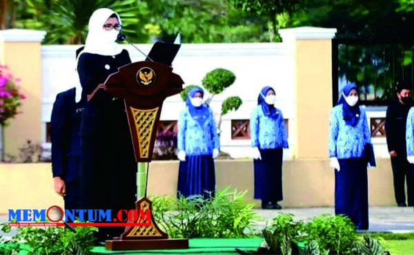 Upacara Peringatan Hari Jadi ke-77 Provinsi Jawa Timur, Bupati Blitar Bacakan Sambutan Gubernur Jatim