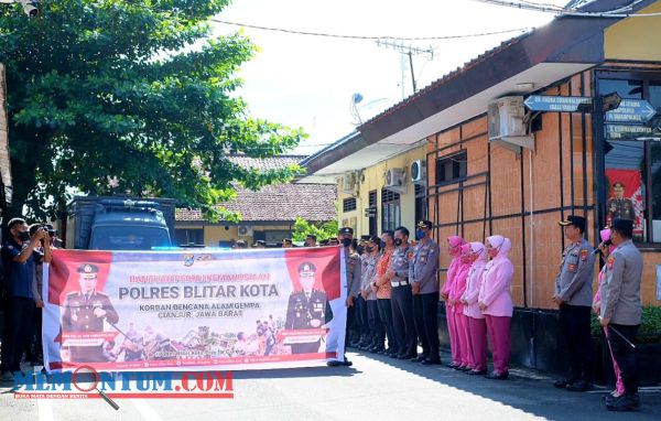 Ribuan Paket Sembako dari Polres Kota Blitar Dikirim ke Cianjur