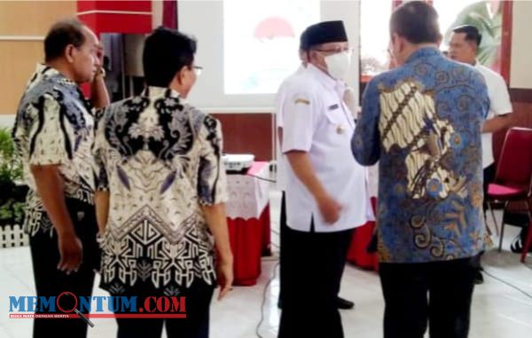 Tak Ingin Larut Musibah Perampokan, Wali Kota Blitar Mulai Lakukan Aktivitas Rutin