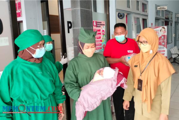 Pembuang Bayi Laki laki di Dekat Rel Sananwetan Blitar Terungkap, Terduga Pelaku adalah Penemu Bayi Pertama