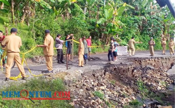 Datangi Lokasi Jalan Ambles Kebonsari, Wabup Blitar Pastikan Tahun 2023 Dibangun